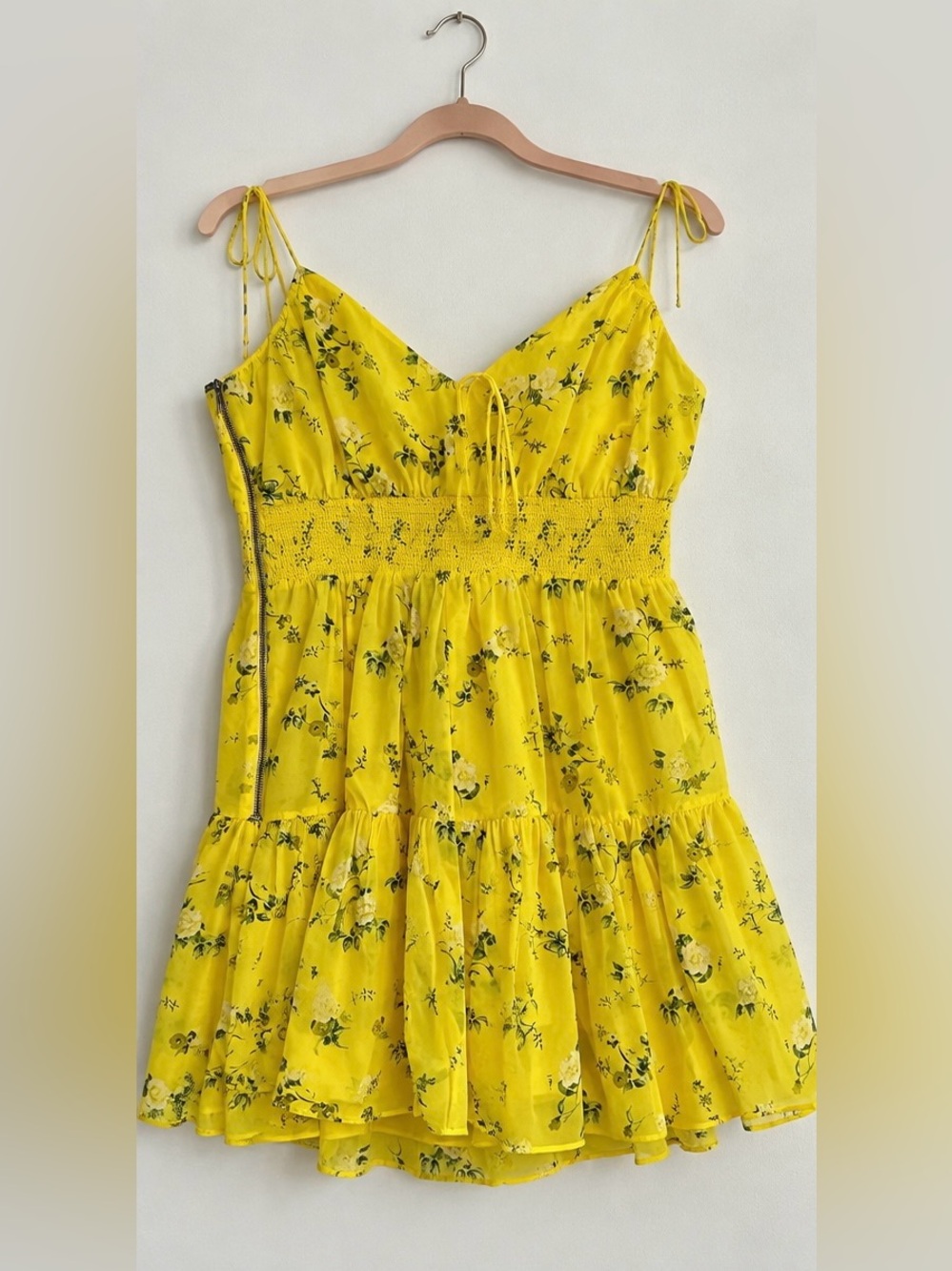 NWT Alice + Olivia Lai Yellow Floral Smocked Mini Dress Size 14